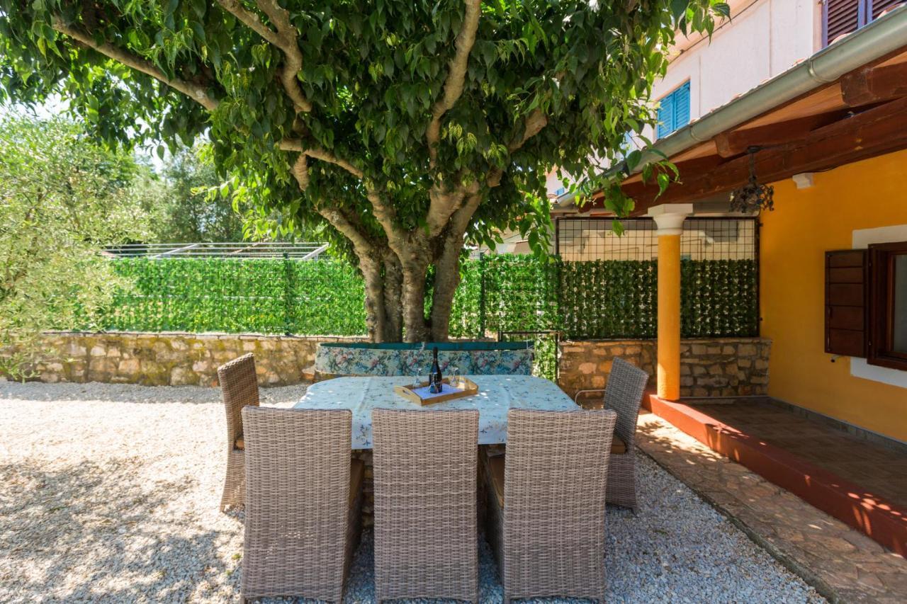 Villa Lucky Brtonigla Exterior photo